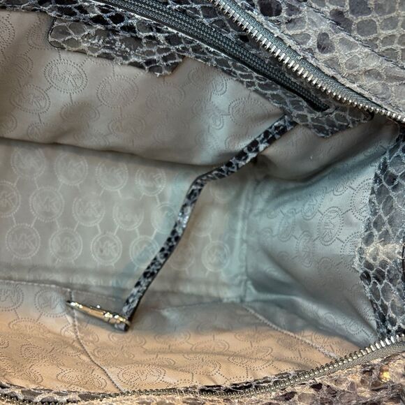 Michael Kors Selma Python Snakeskin Medium Convertible Tote Satchel - Picture 15 of 16